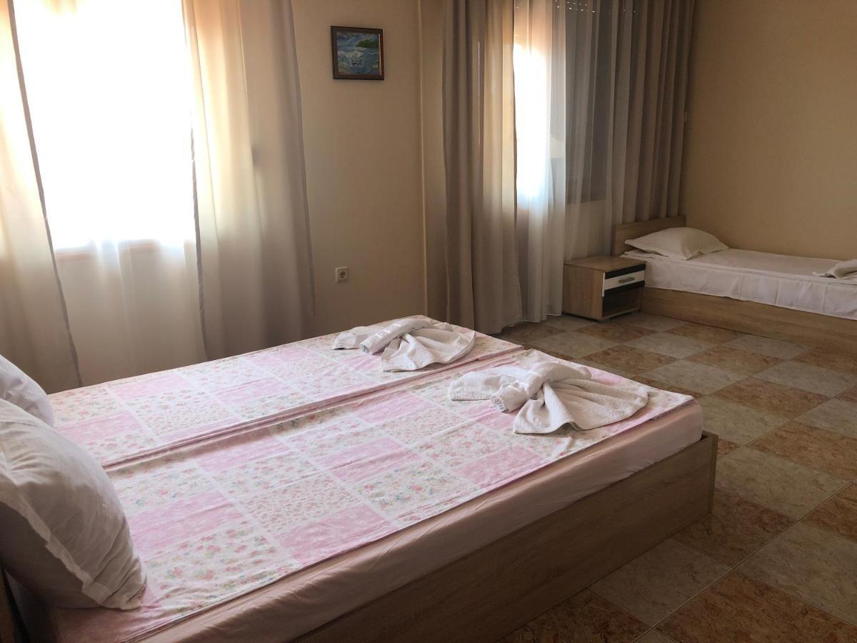 Stoyko'S Guest House ポモリエ エクステリア 写真